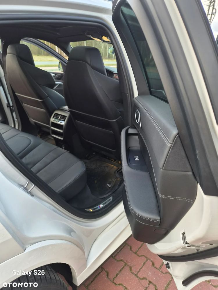 BMW X6 - 12