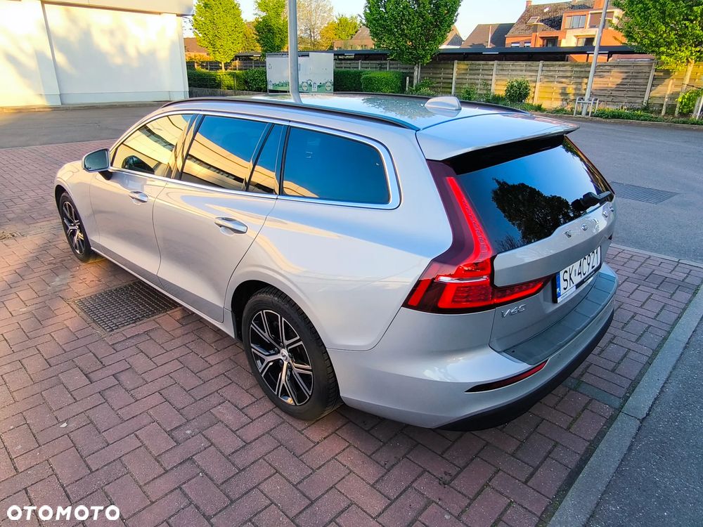 Volvo V60 B4 D Geartronic Momentum - 5
