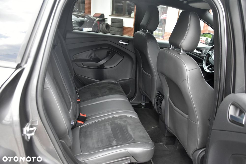 Ford Kuga 1.5 EcoBlue ST-LINE - 28