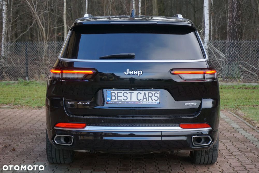 Jeep Grand Cherokee - 12
