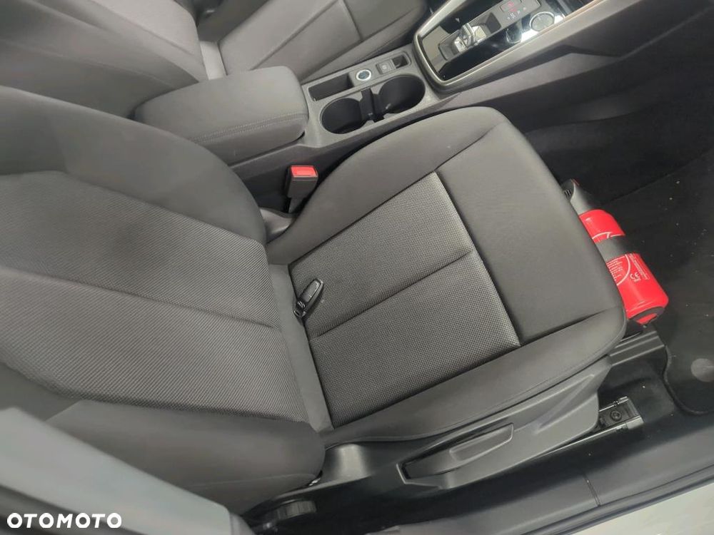 Audi A3 Sportback 35 TFSI S tronic - 17