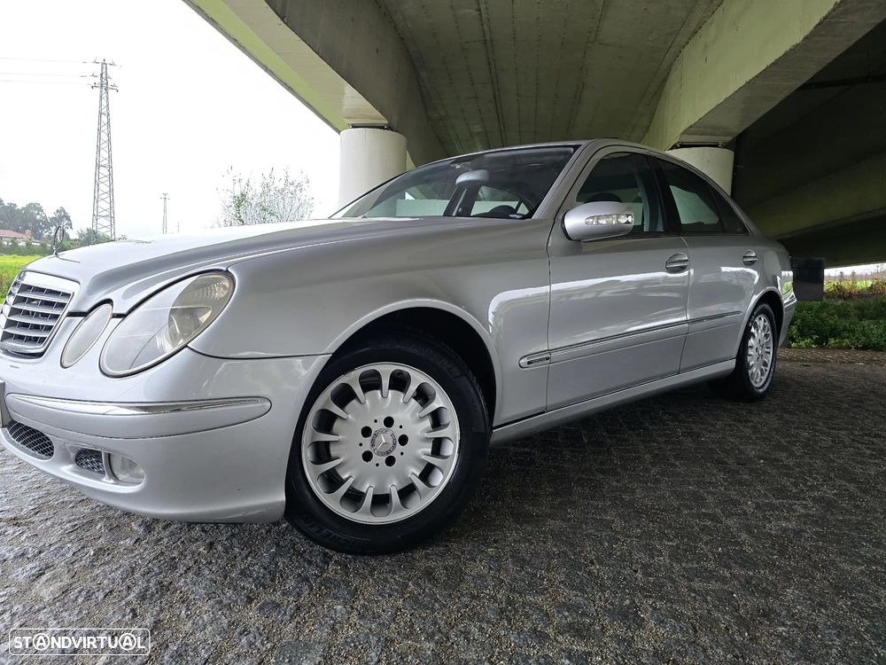 Mercedes-Benz E 220 CDI Auto Elegance - 33