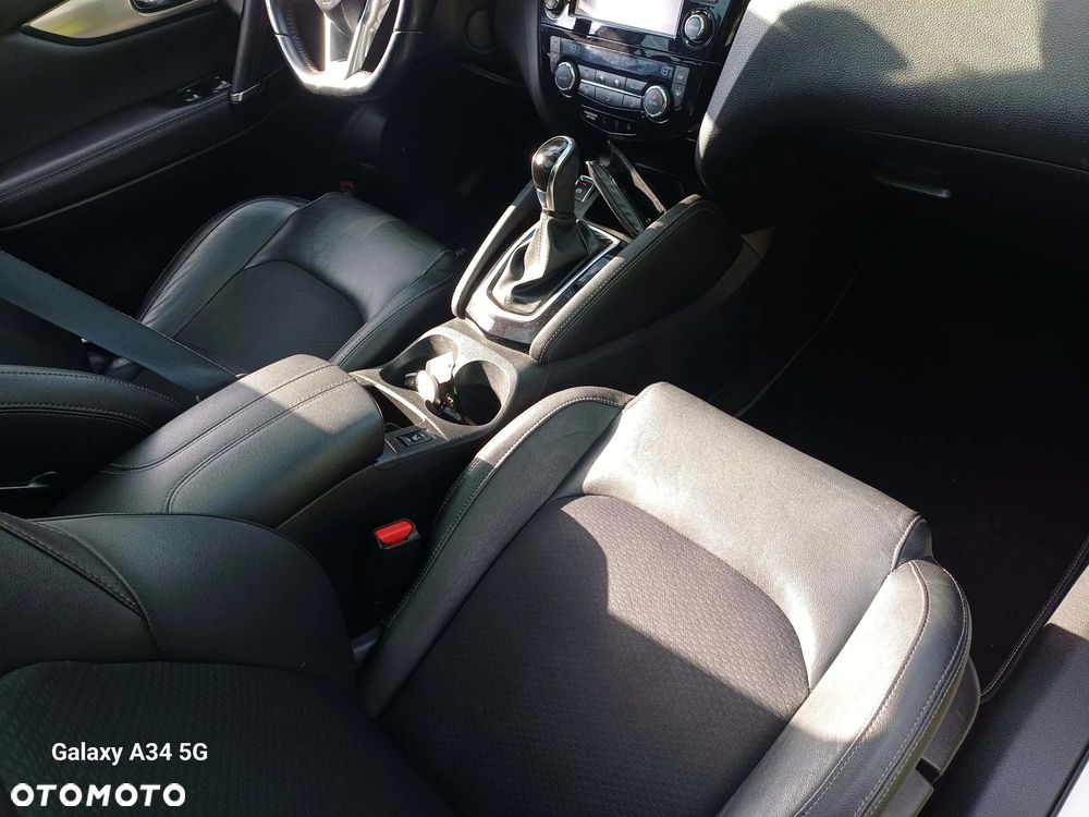 Nissan Qashqai - 14