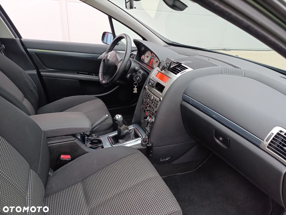 Peugeot 407 HDi 110 Business Line - 25