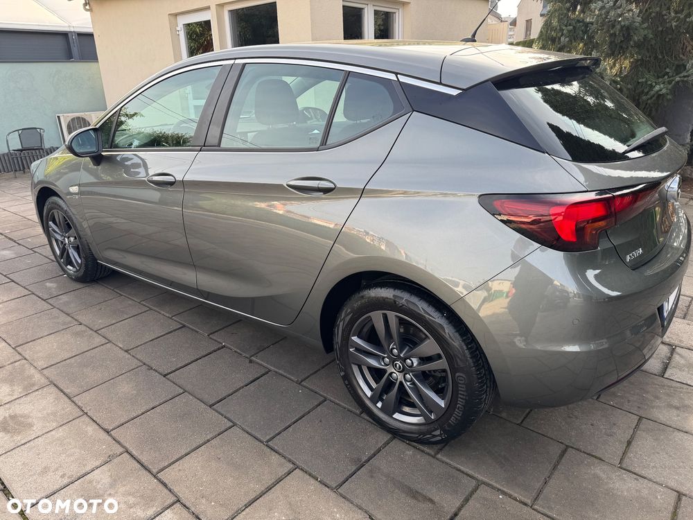 Opel Astra V 1.4 T 120 Lat - 4