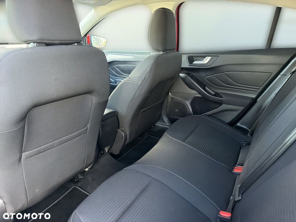 Ford Focus - 12