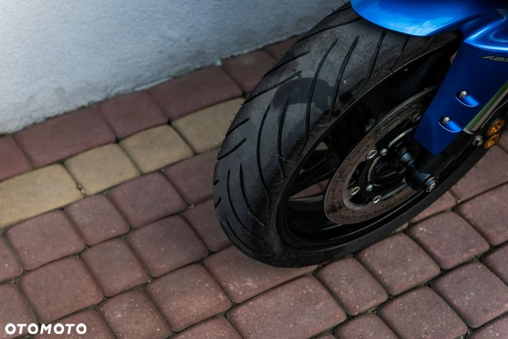 Yamaha FZ - 9