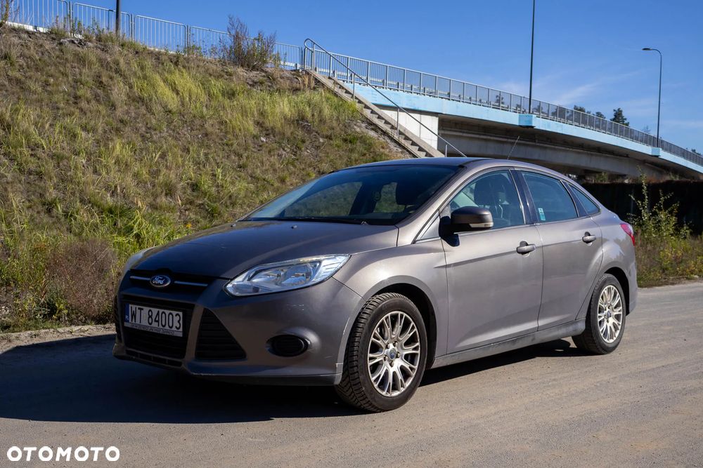 Ford Focus 1.6 Gold X (Trend) - 1