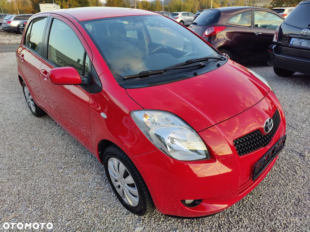 Toyota Yaris - 11