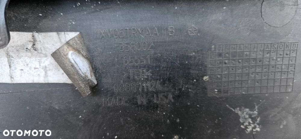 Dodge Durango III LIFT 2014- GT Kompletny zderzak tył pod 4x PDC oraz zaślepka na hak ZDERZAK POD 2 RURY kolor PAU wersja GT - 24