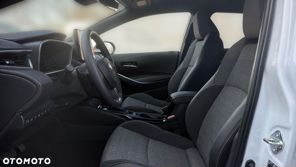 Toyota Corolla - 15