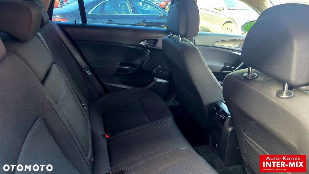 Opel Insignia - 29