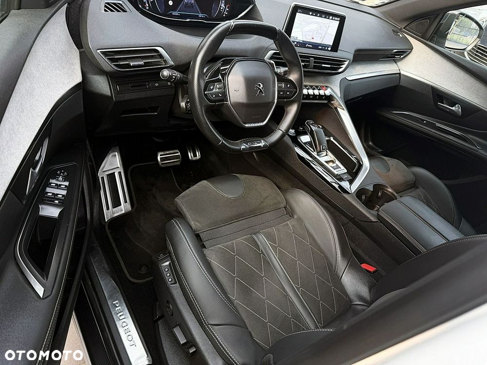 Peugeot 5008 - 17