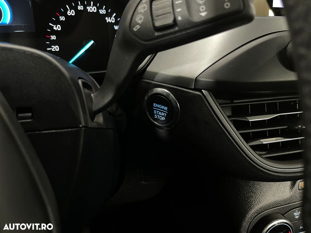 Ford Focus 1.5 EcoBlue Connected - 21