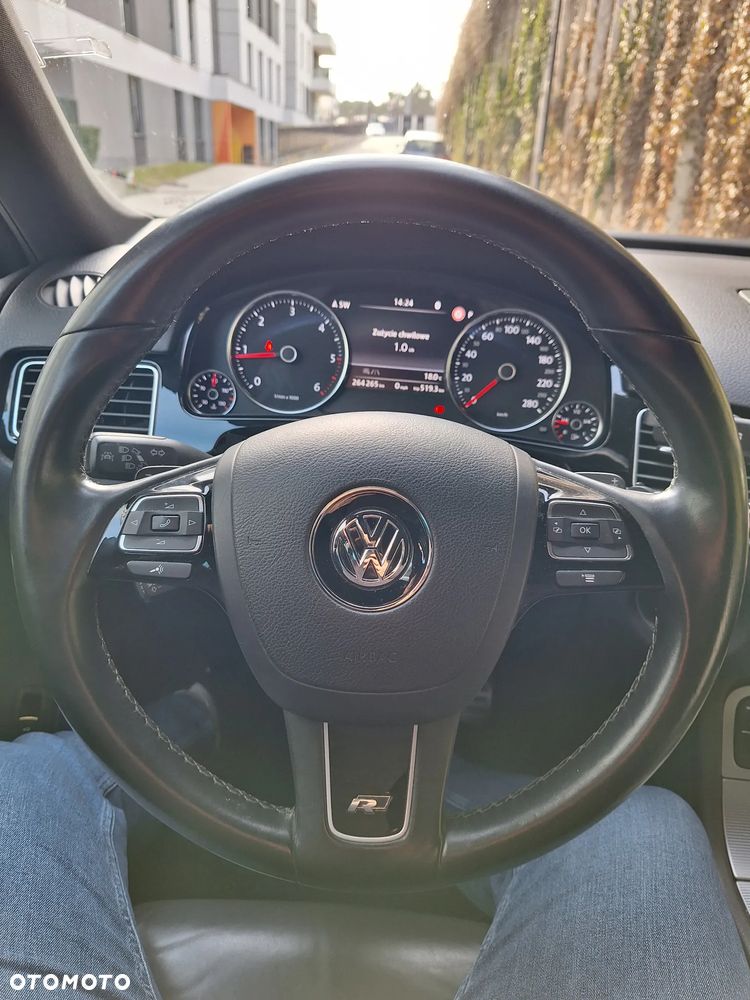 Volkswagen Touareg 3.0 V6 TDI BMT Perfectline R-Style - 14