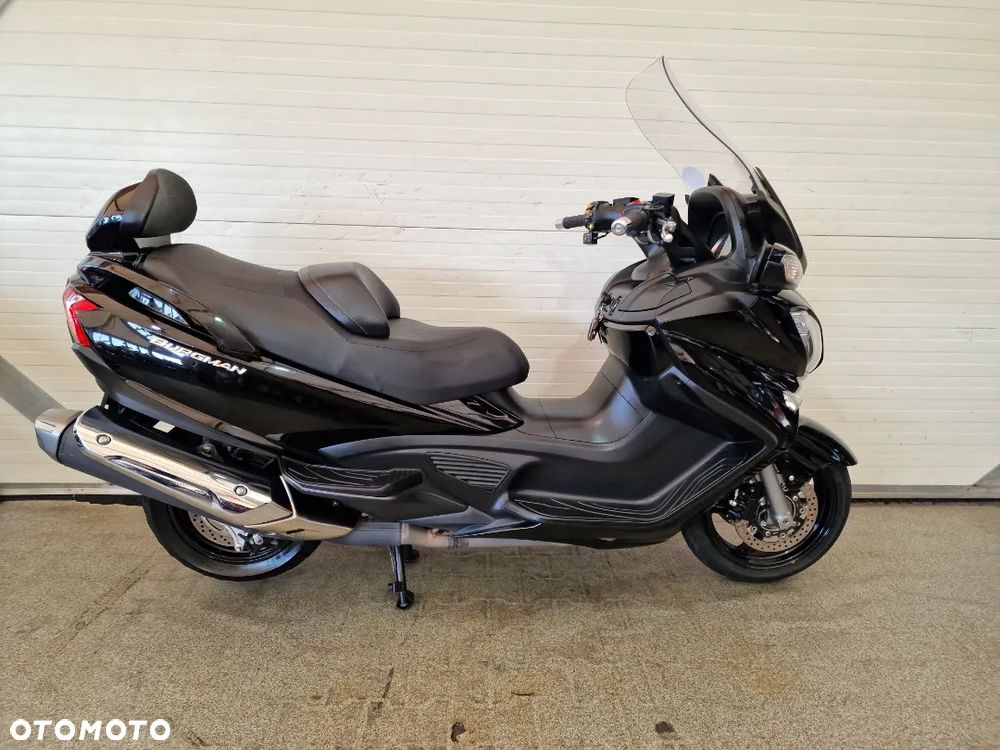 Suzuki Burgman - 5