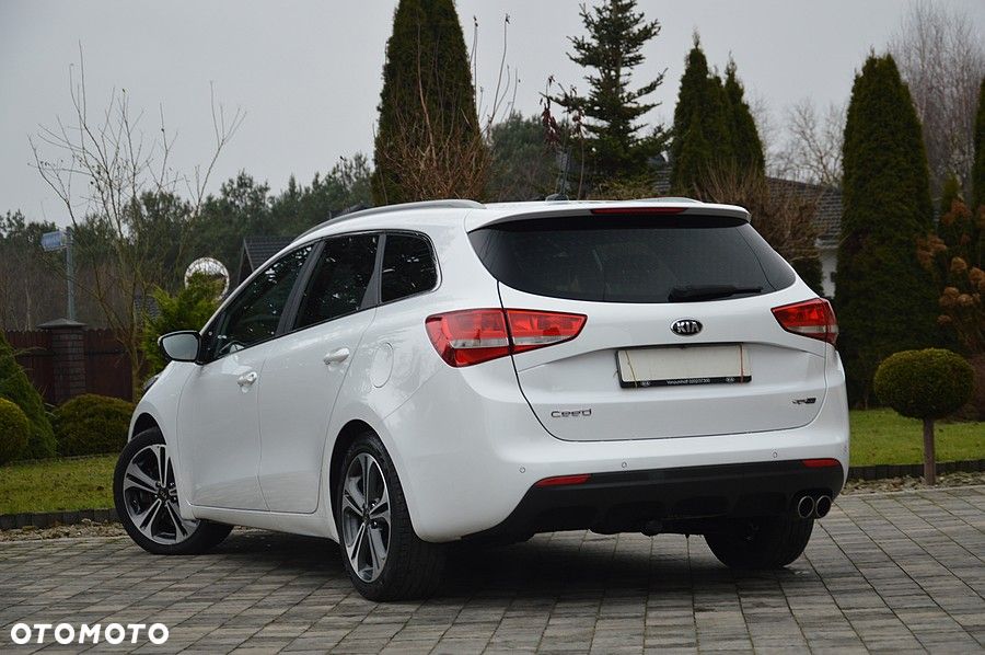 Kia Ceed 1.6 CRDi 136 DCT ISG GT Line - 10