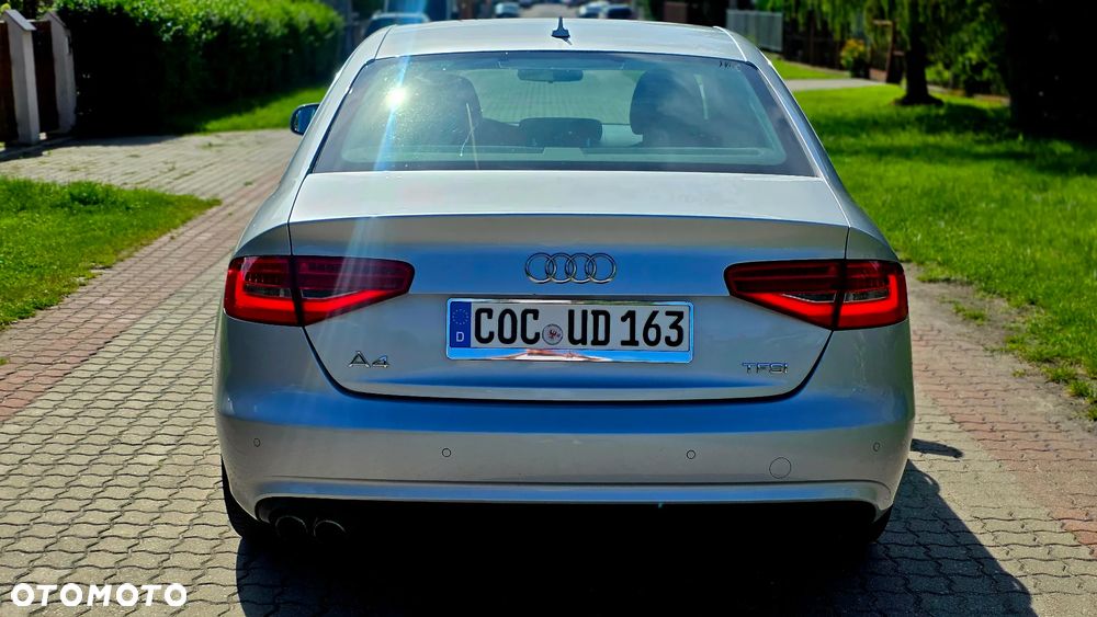 Audi A4 Limousine 1.8 TFSI Ambiente - 14