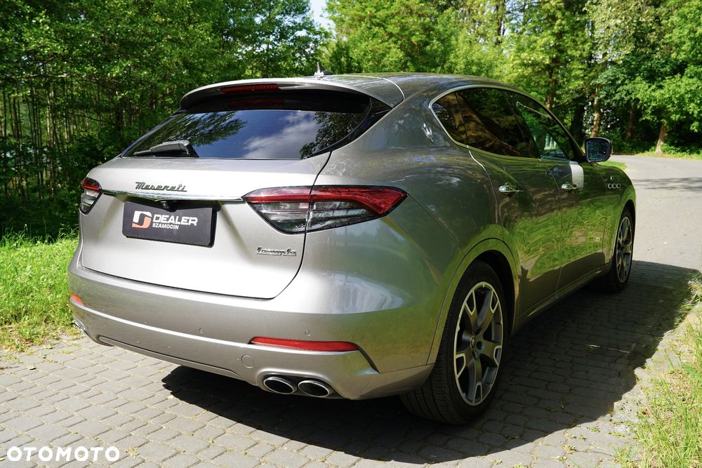 Maserati Levante - 8