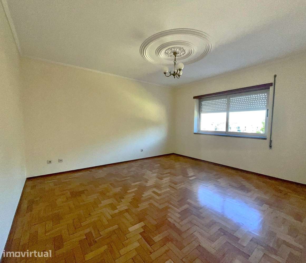 Apartamento T3, com garagem fechada - Grande imagem: 5/19