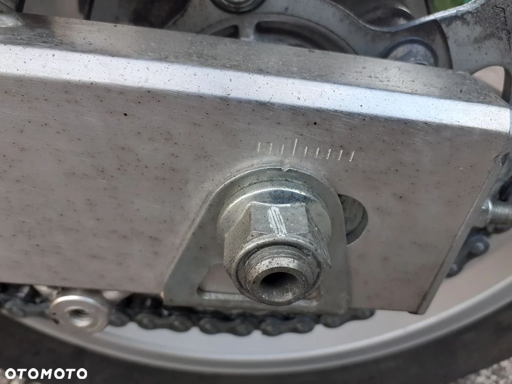 Suzuki SV - 24