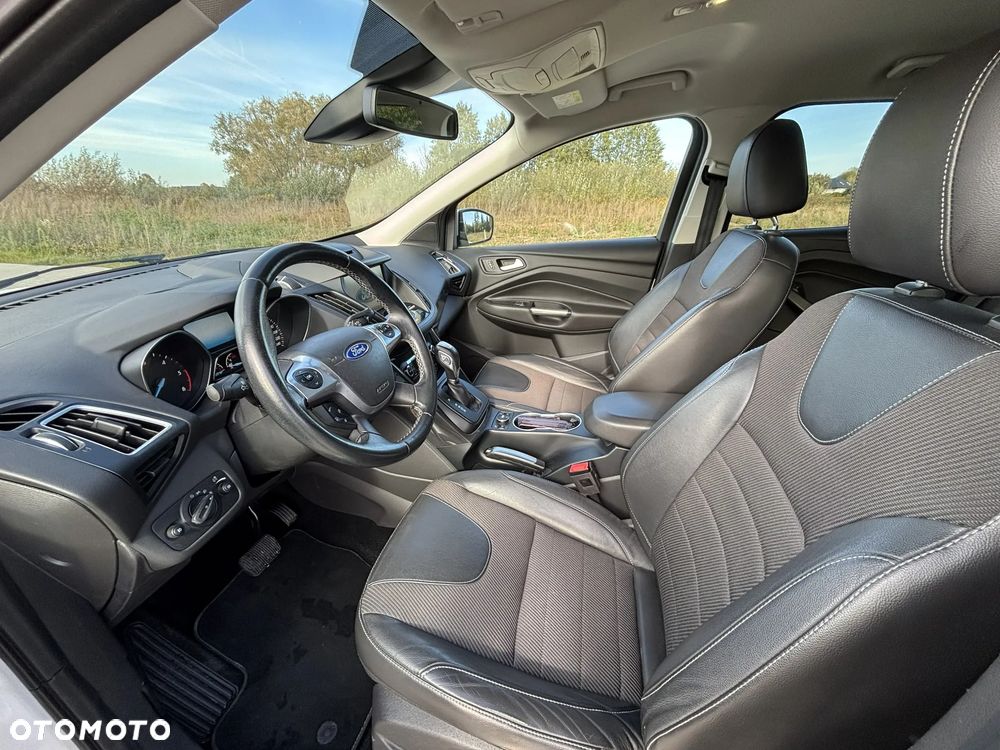 Ford Kuga 2.0 TDCi 4x4 Titanium - 14
