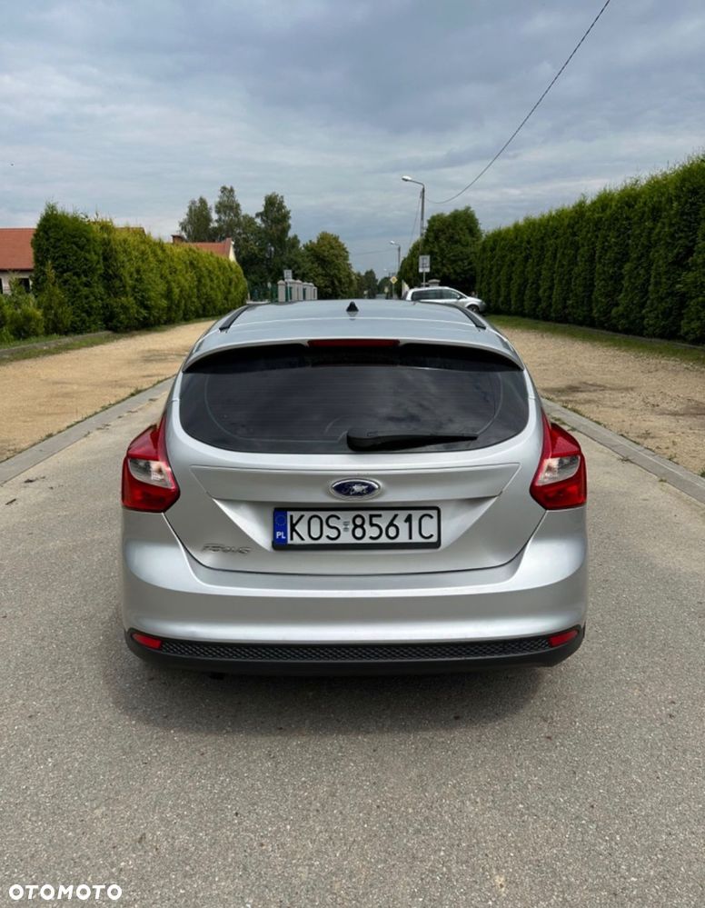 Ford Focus 1.6 Edition - 6