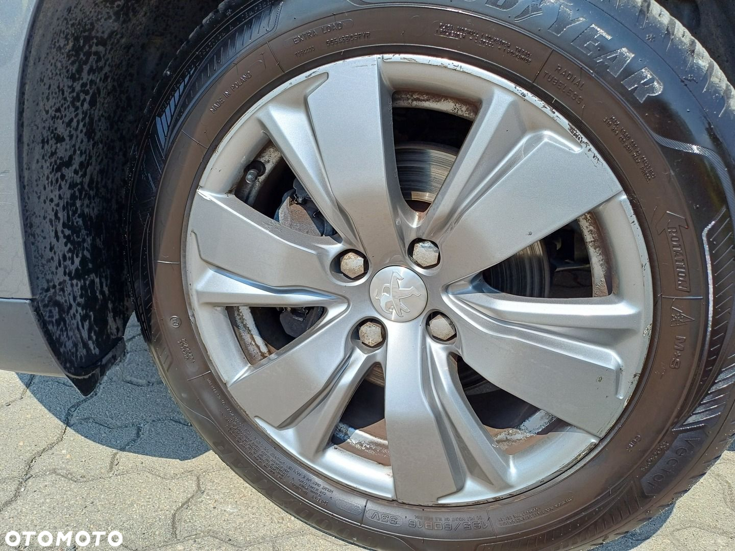 Peugeot 2008 1.2 Pure Tech Active S&S EAT6 - 9