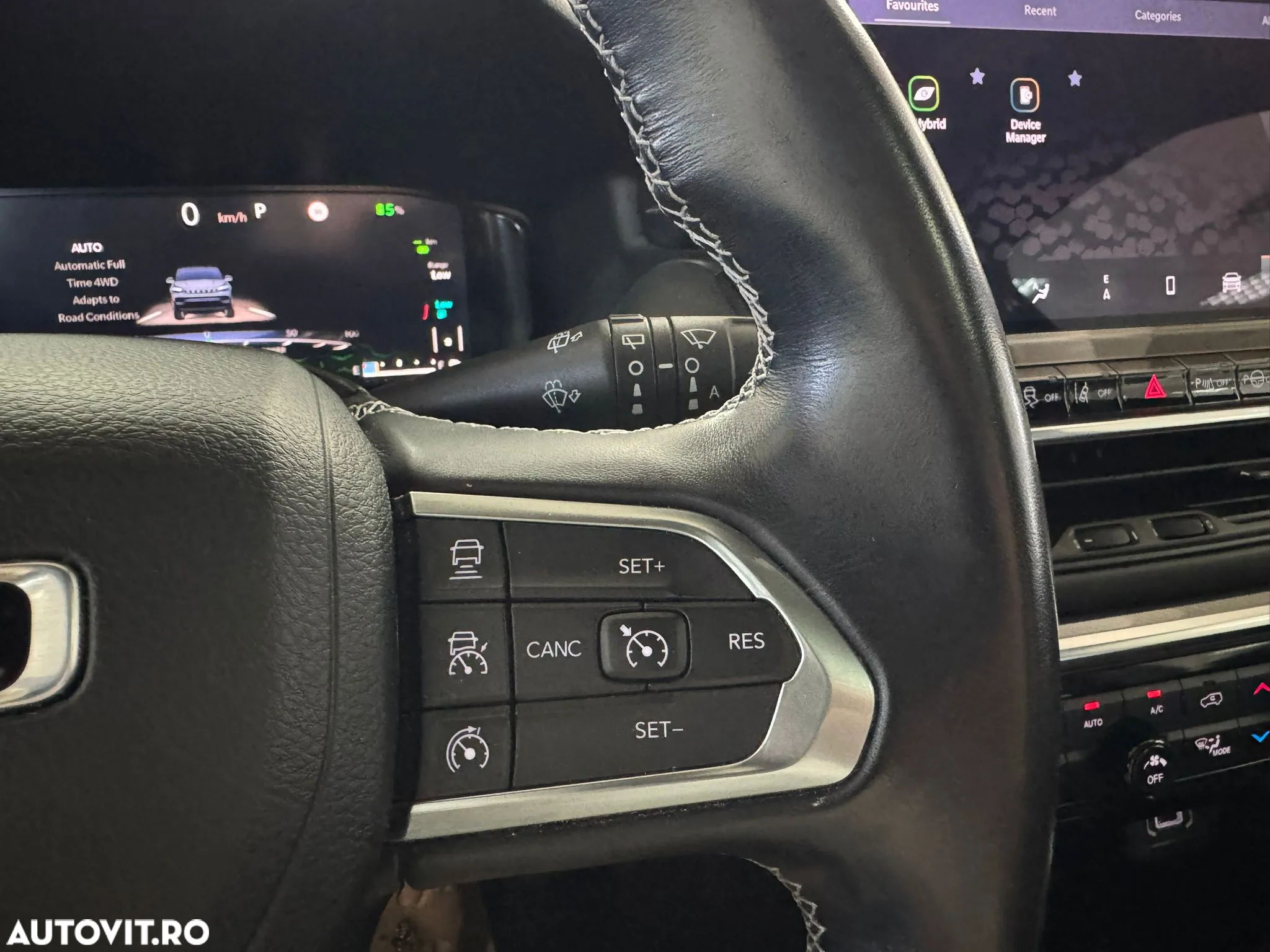 Jeep Compass 1.3 T4 4xe PLUG-IN HYBRID Automatik S - 24