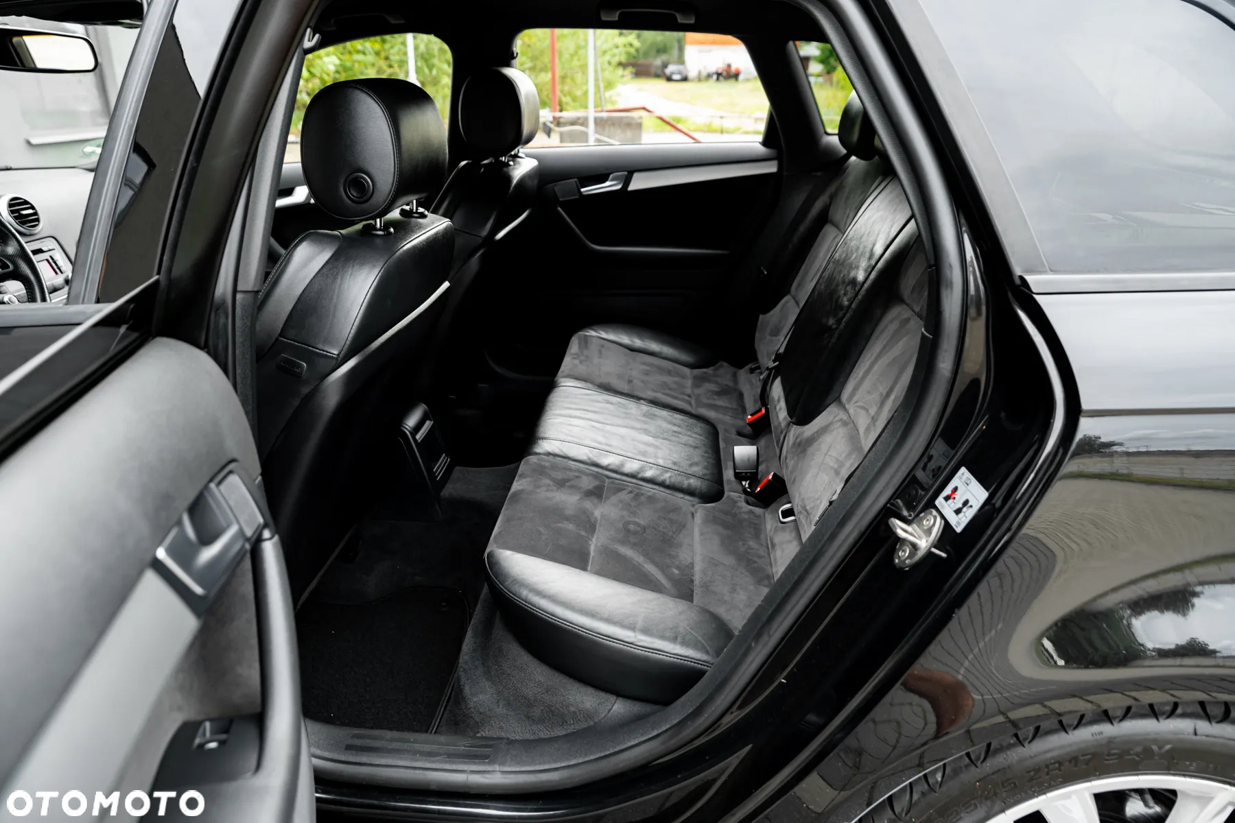 Audi A3 2.0 TDI Sportback DPF Ambiente - 6