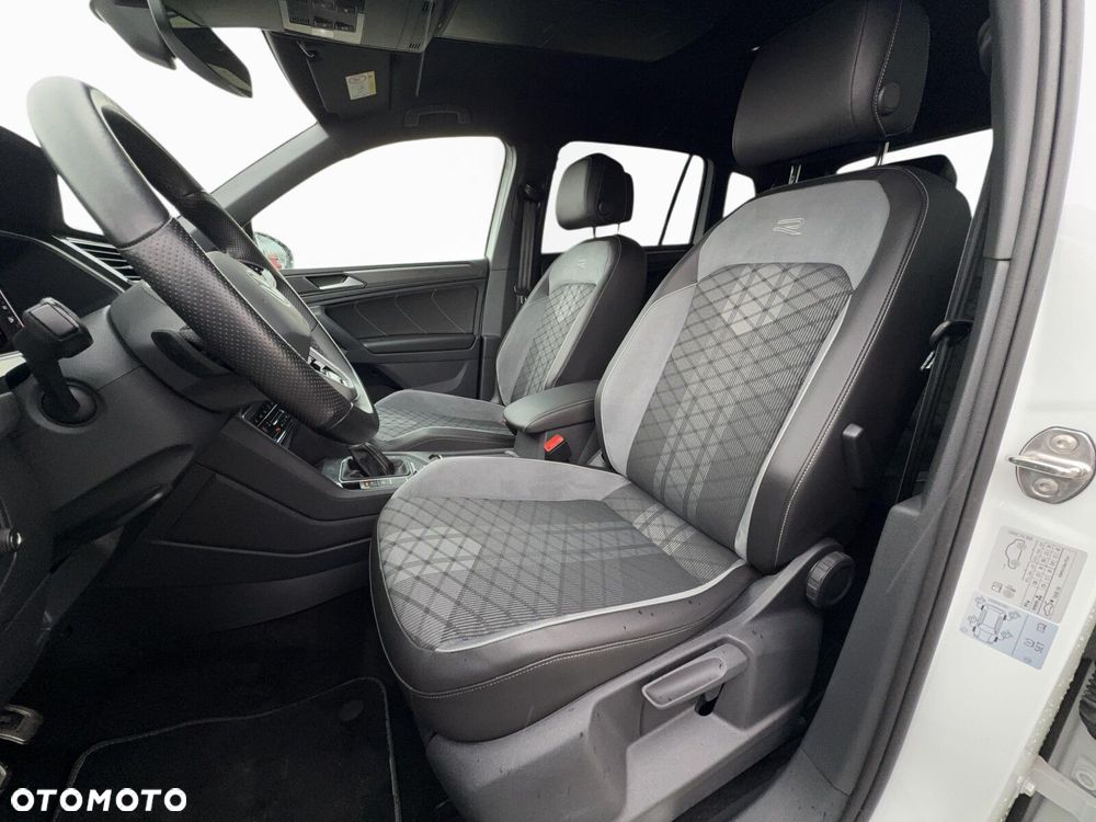 Volkswagen Tiguan 2.0 TDI SCR 4Mot R-Line DSG - 26