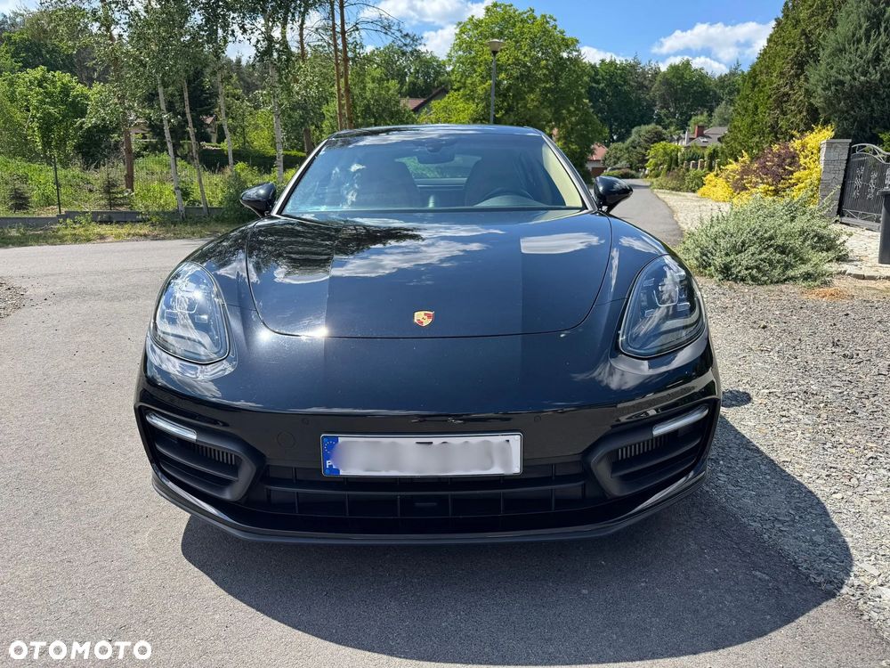 Porsche Panamera 4 E-Hybrid - 3