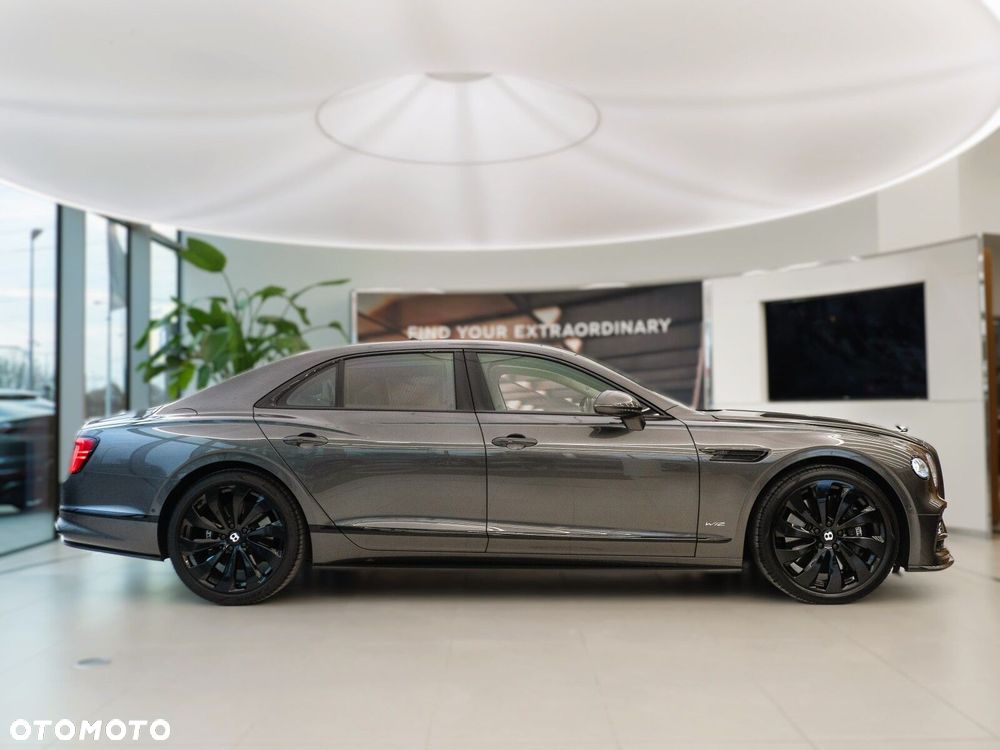 Bentley Flying Spur - 7