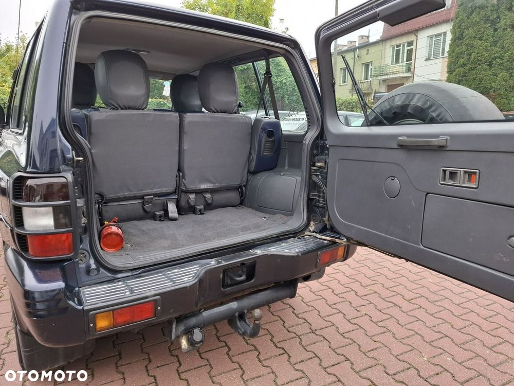 Mitsubishi Pajero - 20