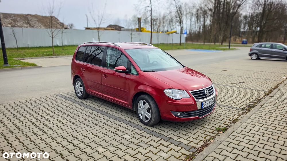 Volkswagen Touran 1.4 TSI DSG Comfortline - 5