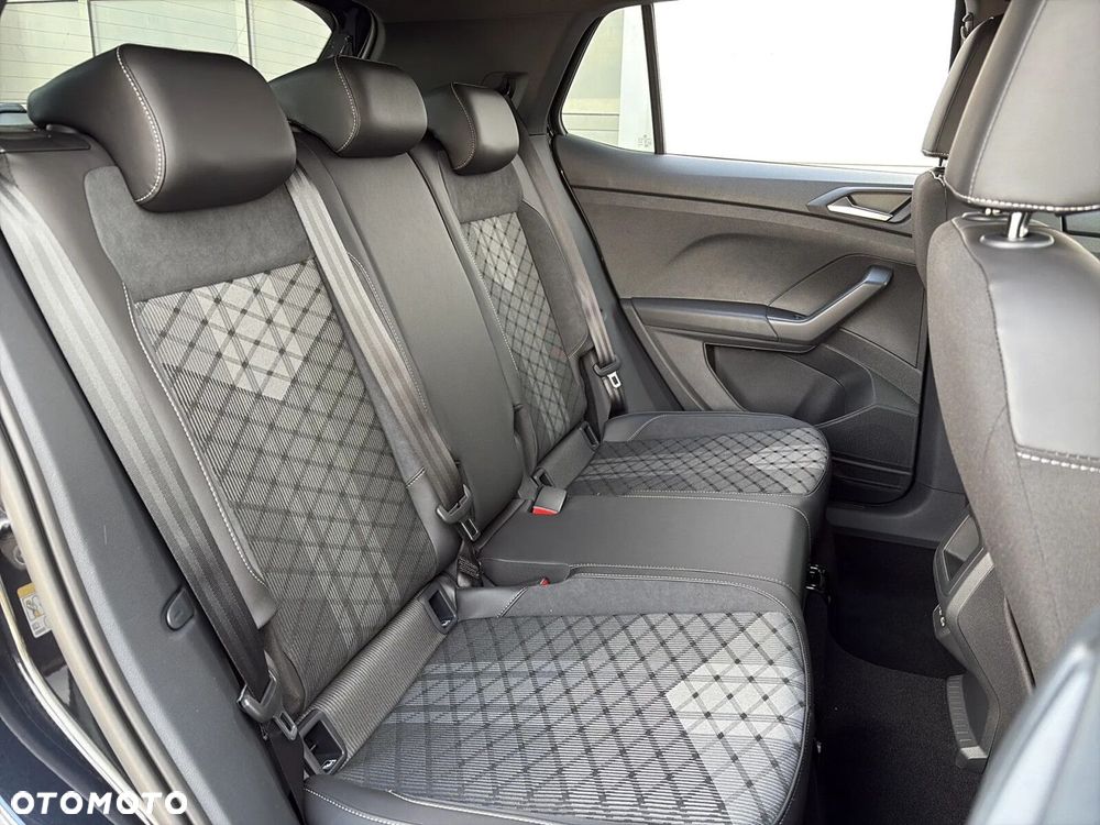 Volkswagen T-Cross 1.0 TSI R-Line Plus DSG - 25