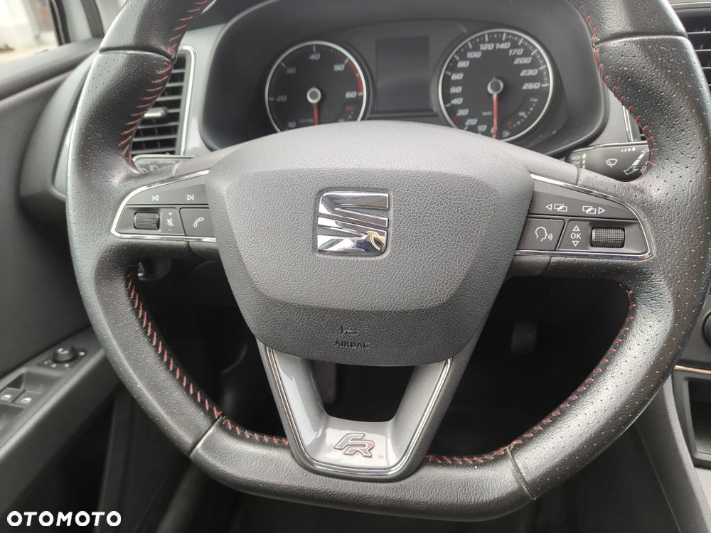 Seat Leon 2.0 TDI DPF Ecomotive DSG FR - 30