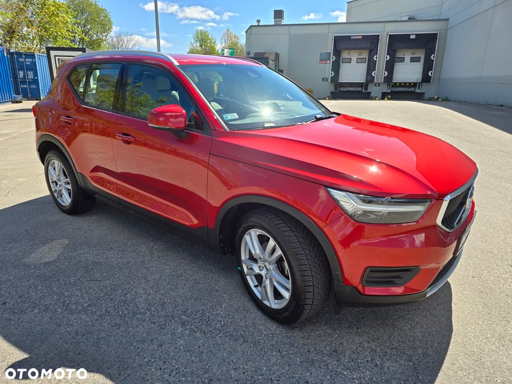 Volvo XC 40 T3 Momentum - 2
