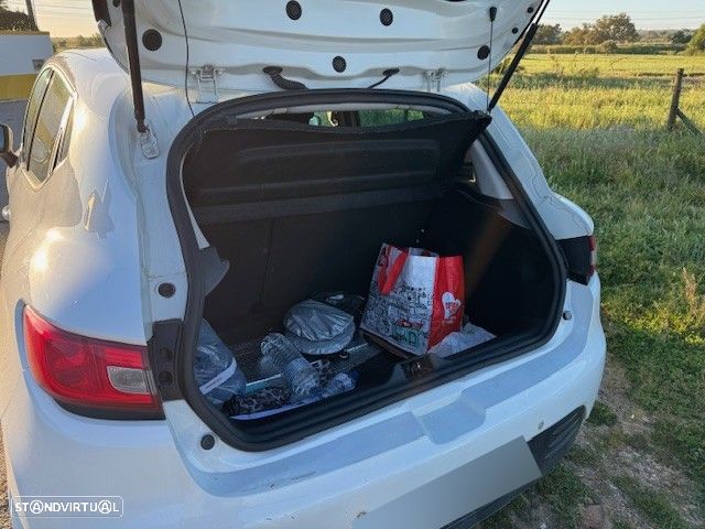 Renault Clio 1.5 dCi Limited - 10