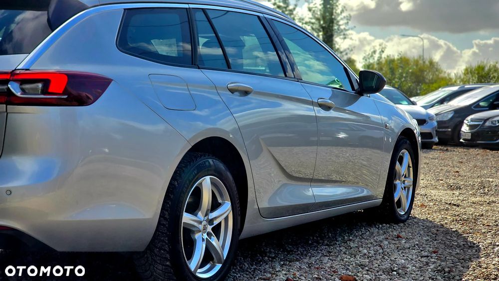 Opel Insignia - 22