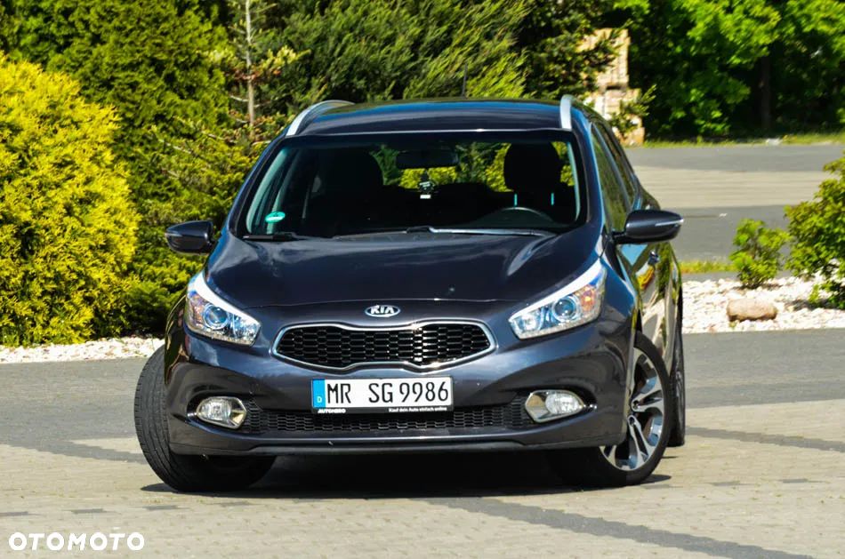 Kia Ceed 1.6 GDI SW Vision - 2