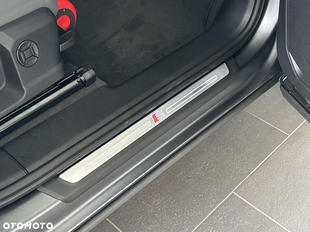 Audi Q3 Sportback - 32