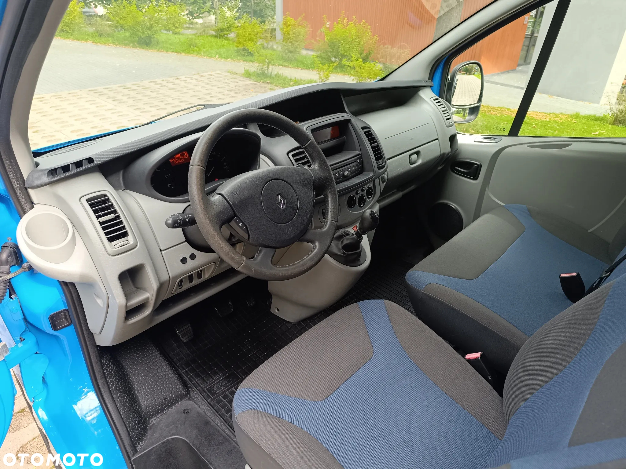 Renault TRAFIC - 22
