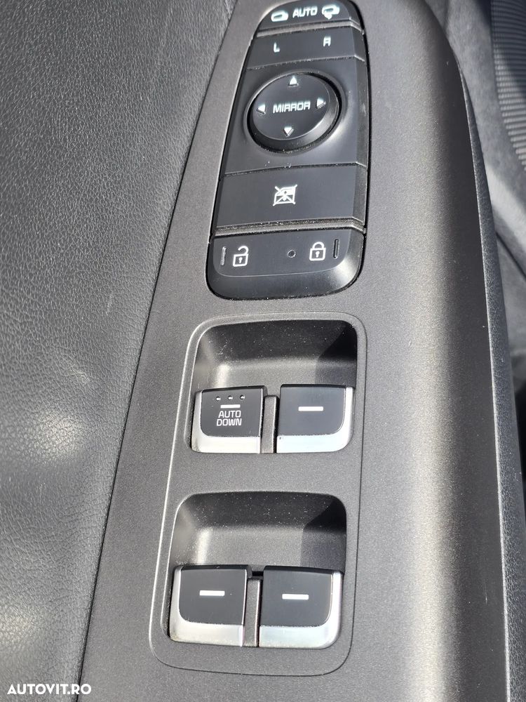 Kia Sportage 1.6 GDI 6MT 4x2 Style - 13