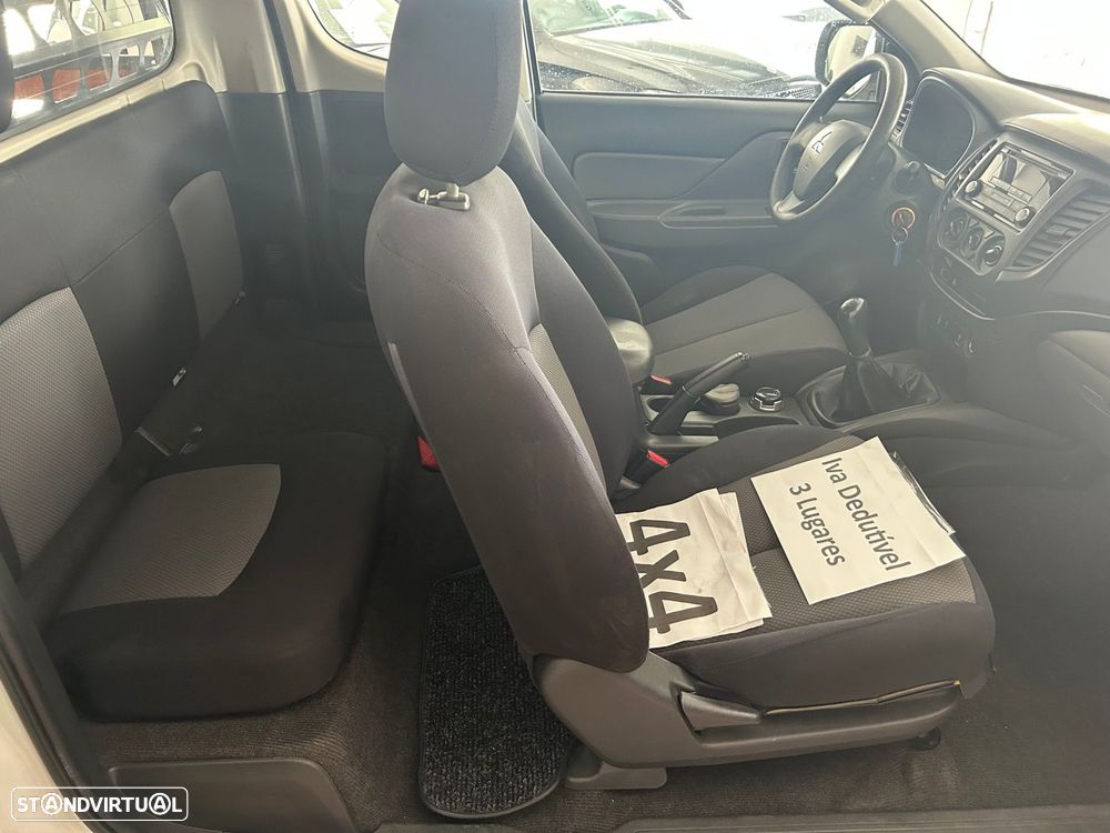 Mitsubishi L200 2.4 DI-D Club Invite 4WD - 14