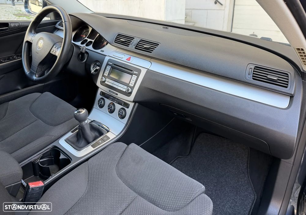 VW Passat Variant 1.9 TDI Confortline - 20