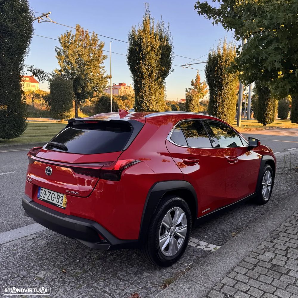 Lexus UX 250h Business - 7