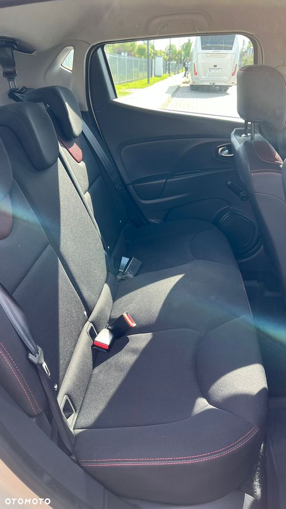 Renault Clio 1.2 16V Life - 10