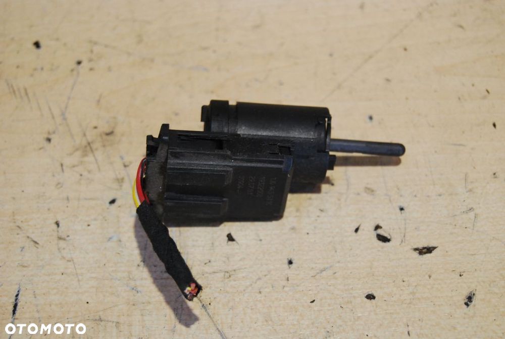 CZUJNIK ŚWIATŁA STOP 1J0945511C VW BORA GOLF IV 1J0945511B - 1