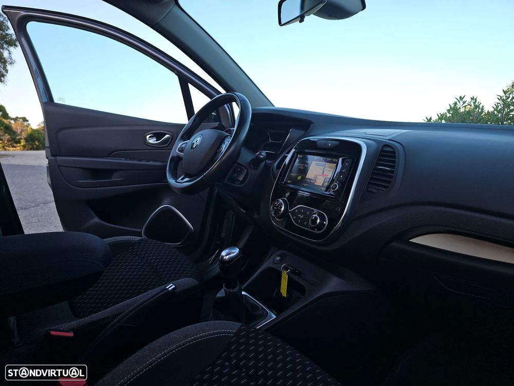 Renault Captur (ENERGY) TCe 90 INTENS - 11